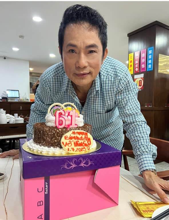 Sinh nhật 61, Khánh Tuấn nói gì về “chuyên trị vai kép độc”?
